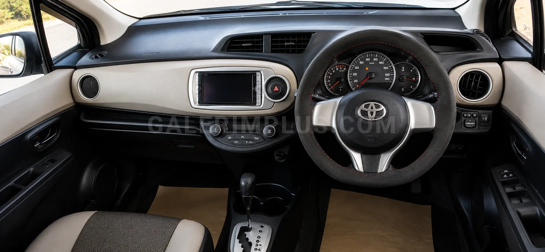 2013 Toyota Vitz 1.3 16V Automatic Comfort 1.3 16V Automatic Lefke Satılık İkinci El | GalerimPlus - Thumbnail 5
