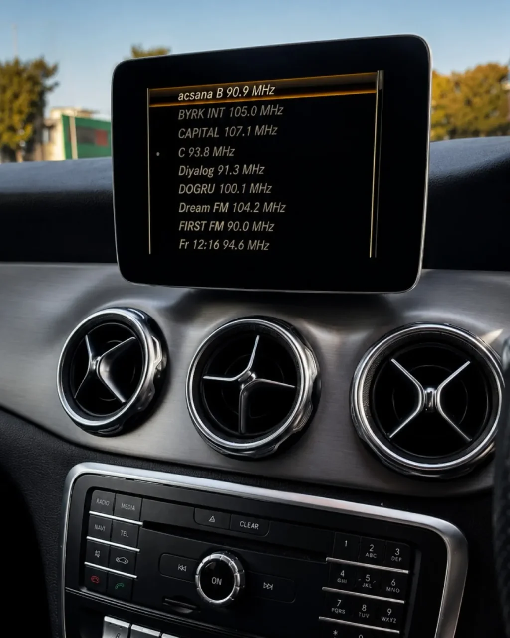 2020 Mercedes-Benz GLA 200 Girne Satılık İkinci El | GalerimPlus - Thumbnail 5