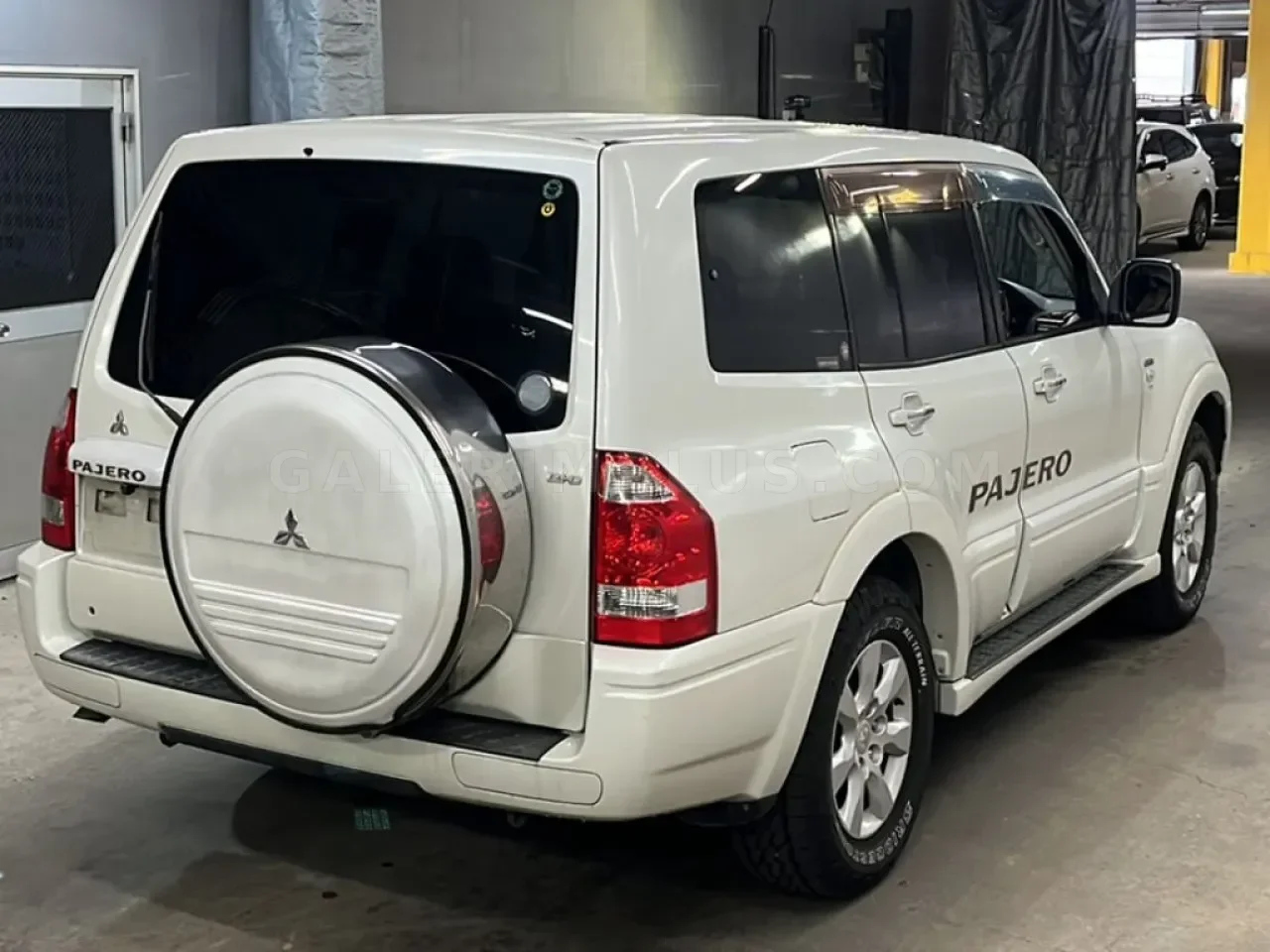 2003 Mitsubishi Pajero 3.2 DI Lefkoşa Satılık İkinci El | GalerimPlus - Thumbnail 4