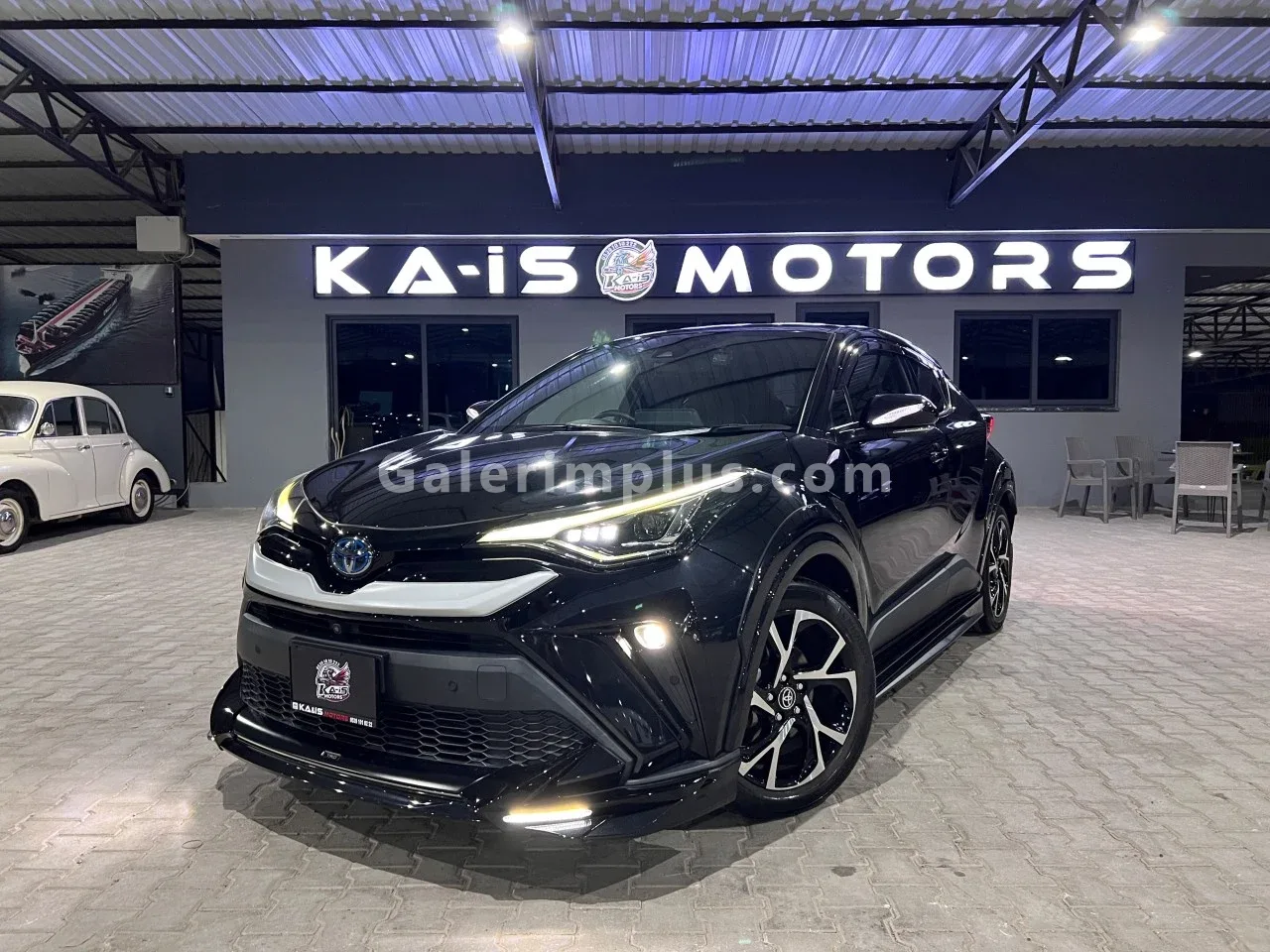 2022 Model Otomatik Toyota C-HR 1.8 Hybrid Gazimağusa Satılık İkinci El | GalerimPlus - Thumbnail 3