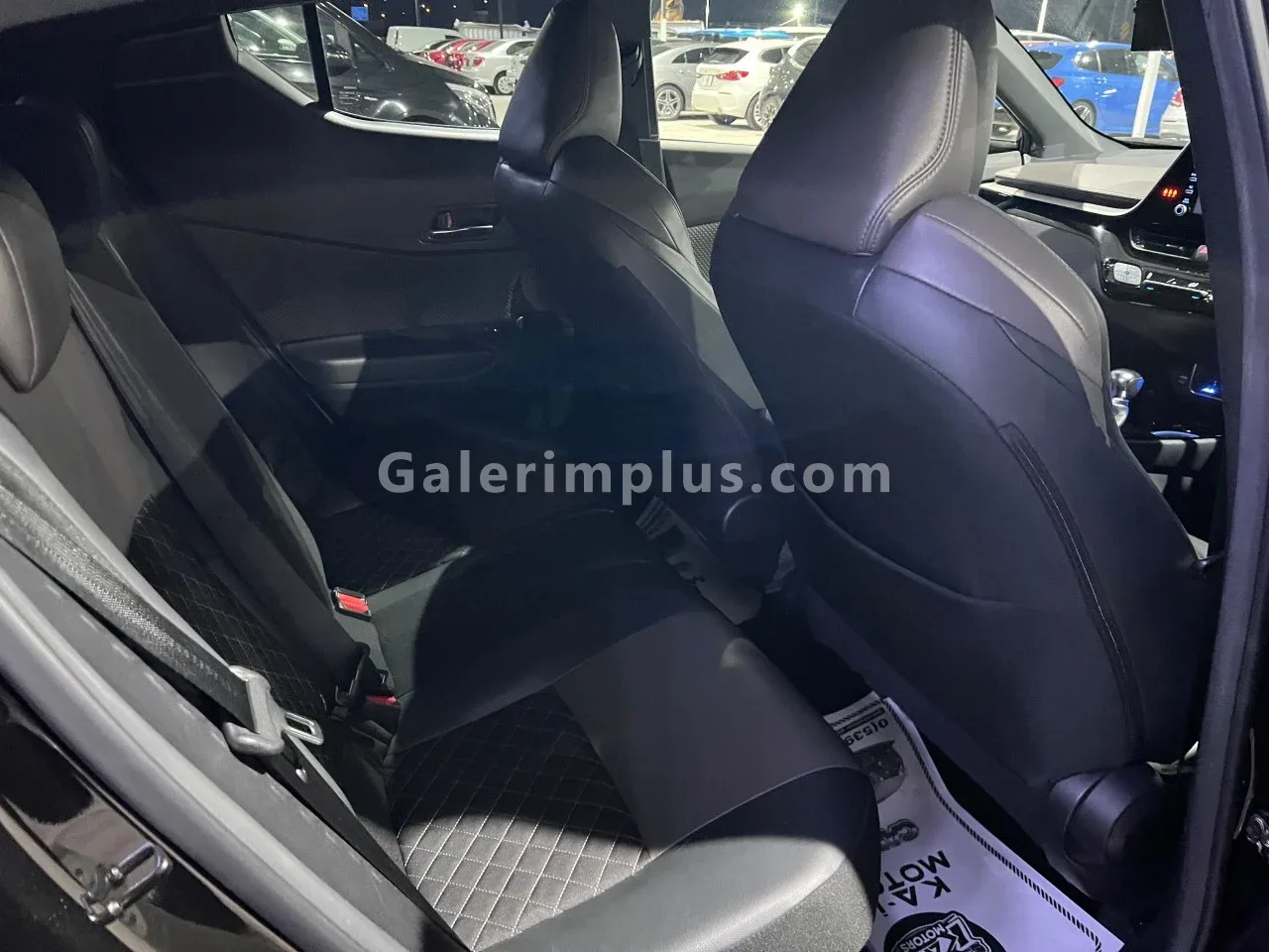 2022 Model Otomatik Toyota C-HR 1.8 Hybrid Gazimağusa Satılık İkinci El | GalerimPlus - Thumbnail 8