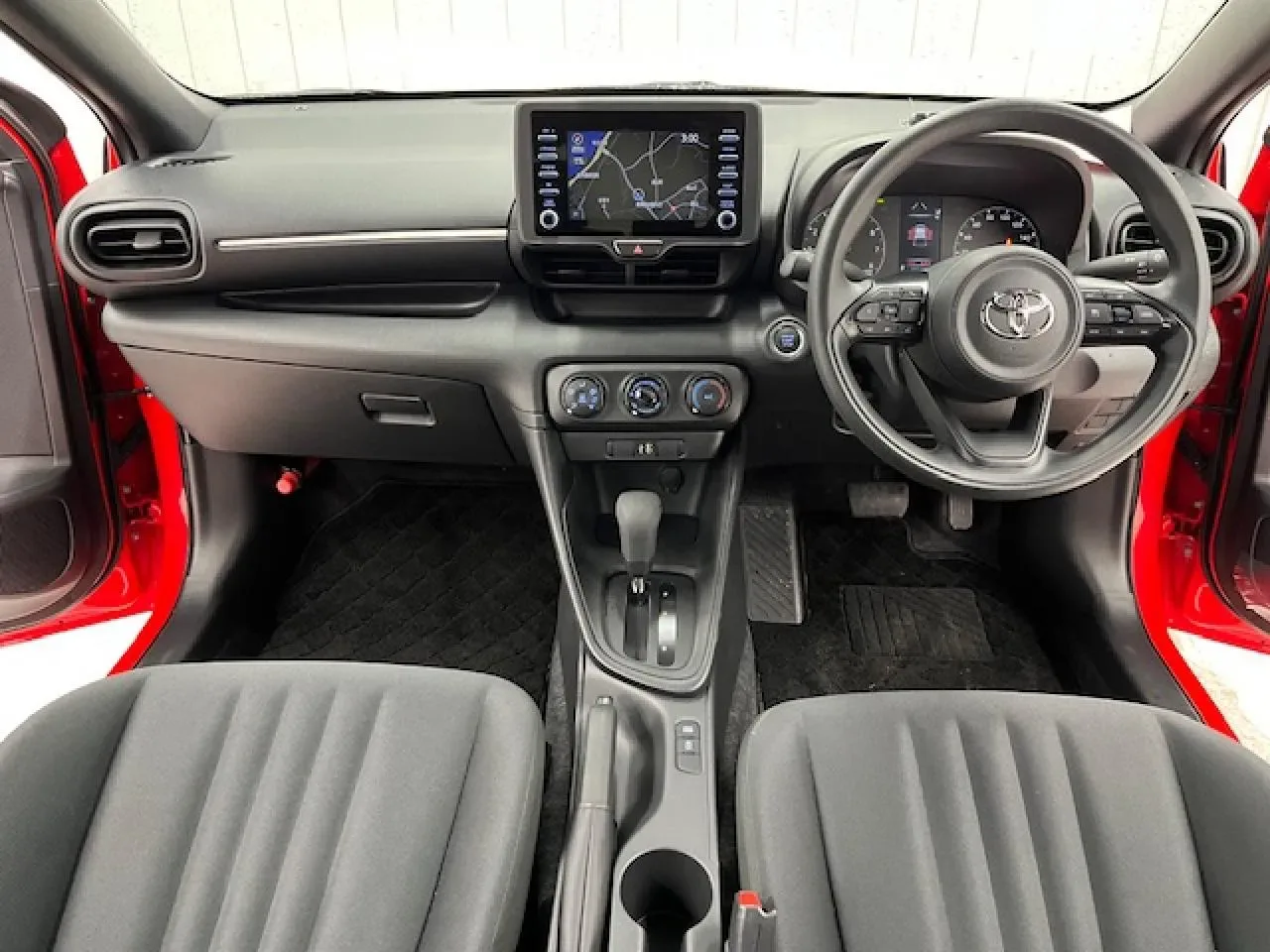 2023 Toyota Yaris 1.5 Lefke Satılık İkinci El | GalerimPlus - Thumbnail 5