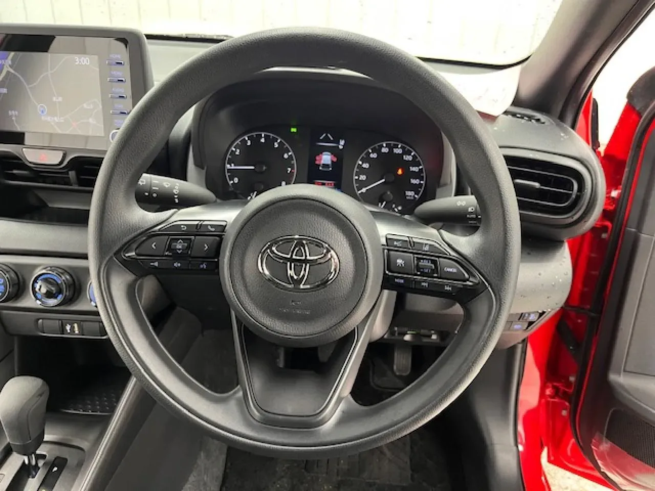 2023 Toyota Yaris 1.5 Lefke Satılık İkinci El | GalerimPlus - Thumbnail 6