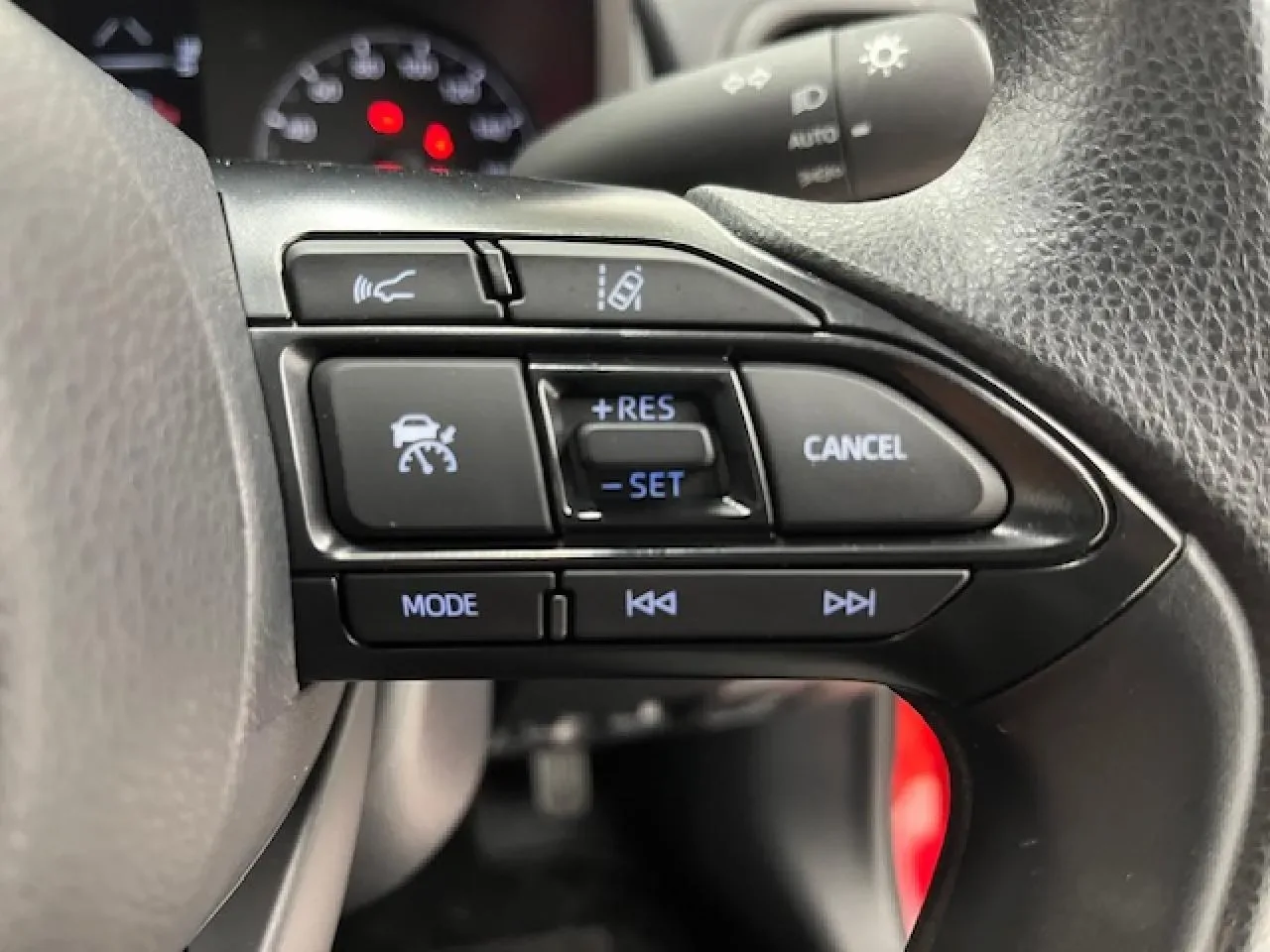 2023 Toyota Yaris 1.5 Lefke Satılık İkinci El | GalerimPlus - Thumbnail 8