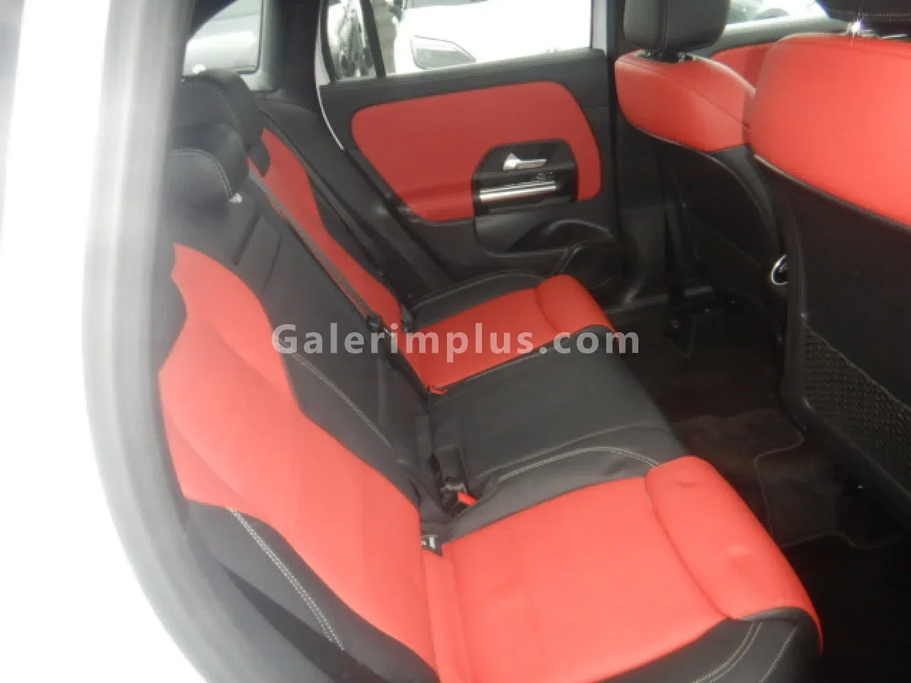 2023 Model Otomatik Mercedes - Benz GLA 180 Gazimağusa Satılık İkinci El | GalerimPlus - Thumbnail 7