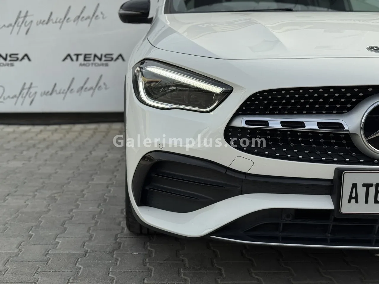 2021 Model Otomatik Mercedes - Benz GLA 200 d Lefkoşa Satılık İkinci El | GalerimPlus - Thumbnail 4