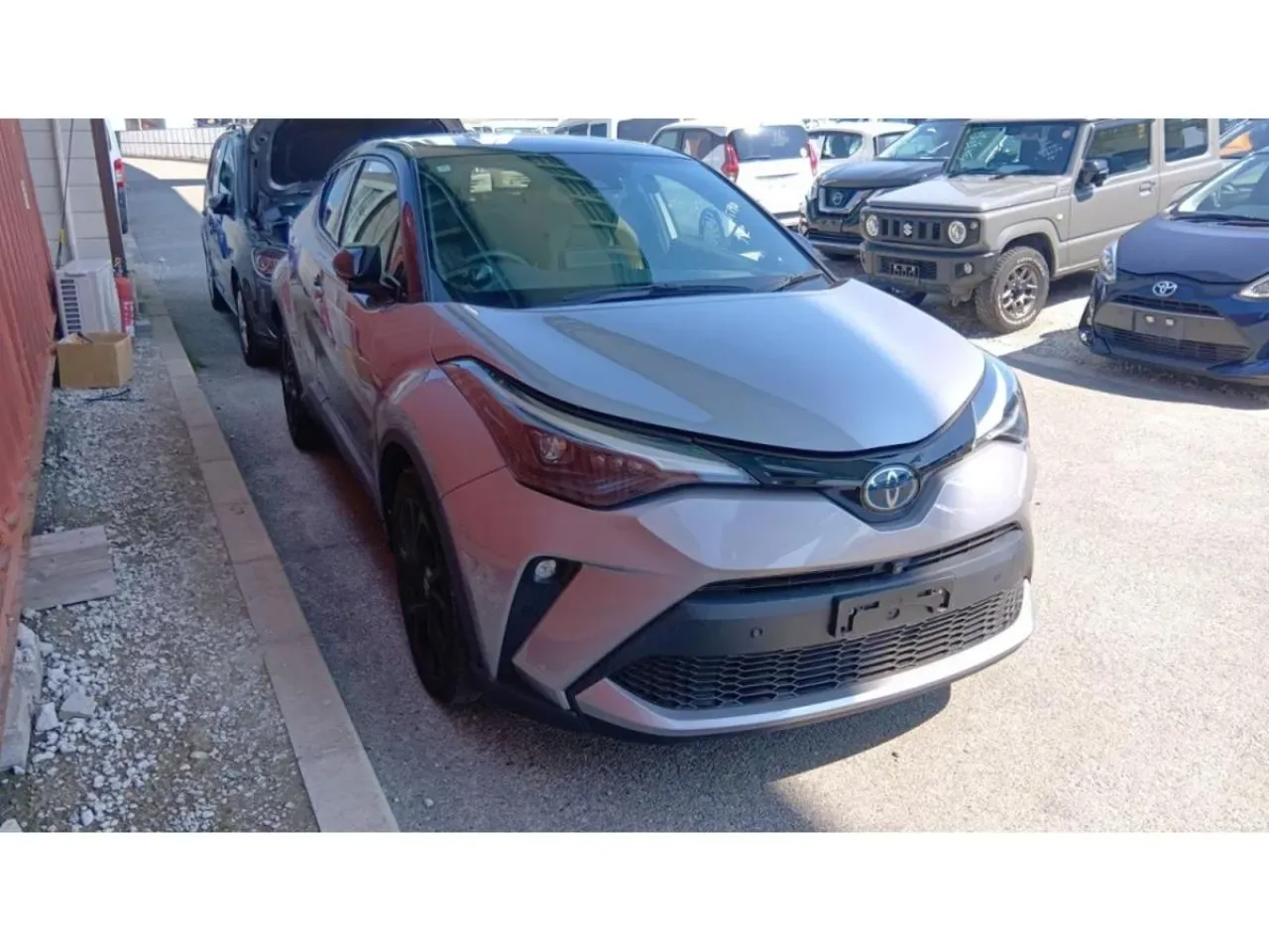 2023 Toyota C-HR 1.8 Hybrid Lefkoşa Satılık İkinci El | GalerimPlus - Thumbnail 3