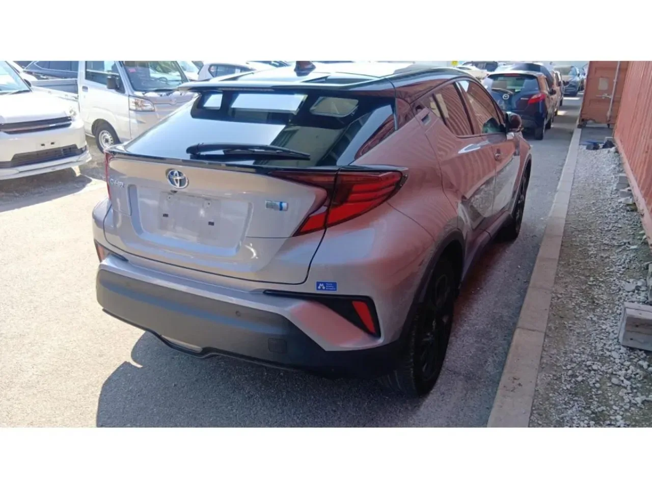 2023 Toyota C-HR 1.8 Hybrid Lefkoşa Satılık İkinci El | GalerimPlus - Thumbnail 6