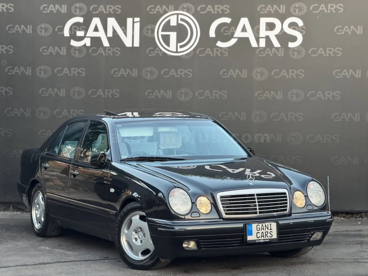 1999 Mercedes-Benz E Serisi Girne Satılık İkinci El | GalerimPlus - Fotoğraf 1