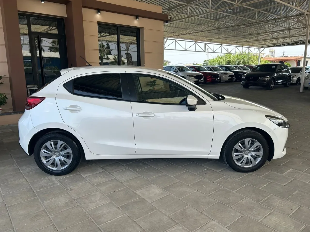 2022 Mazda Mazda 2 1.5 Sky-G Gazimağusa Satılık İkinci El | GalerimPlus - Thumbnail 6
