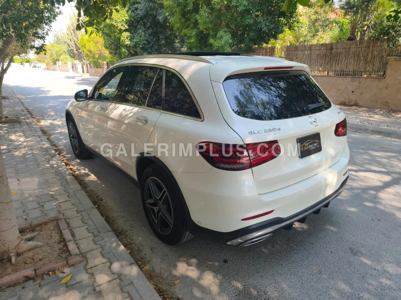2021 Model Otomatik Mercedes - Benz GLC 220d AMG Lefkoşa Satılık İkinci El | GalerimPlus - Thumbnail 4