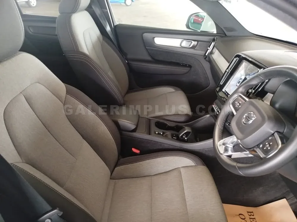 2024 Volvo XC40 2.0 B4 2.0 B4 Lefkoşa Satılık İkinci El | GalerimPlus - Thumbnail 4