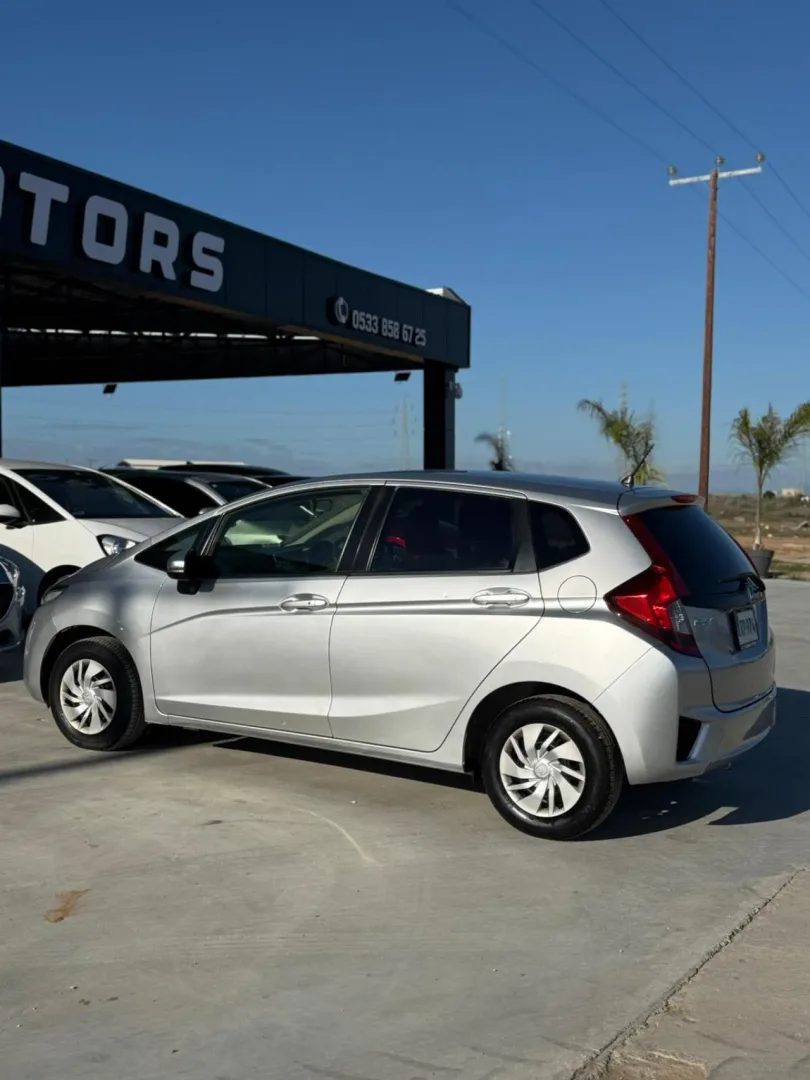 2017 Honda Fit 1.3 Gazimağusa Satılık İkinci El | GalerimPlus - Thumbnail 3