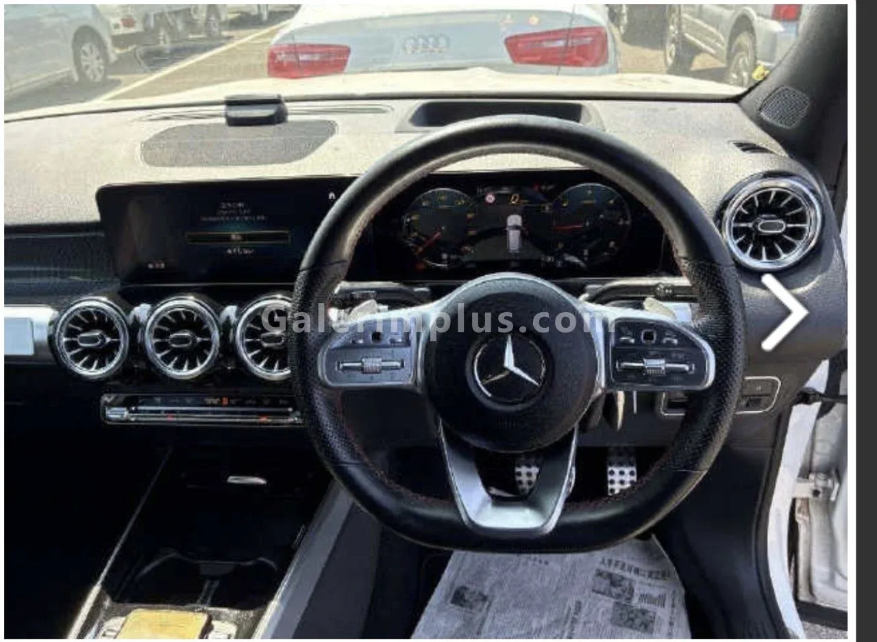 2022 Model Otomatik Mercedes - Benz GLB 200 AMG 4Matic Lefkoşa Satılık İkinci El | GalerimPlus - Thumbnail 5