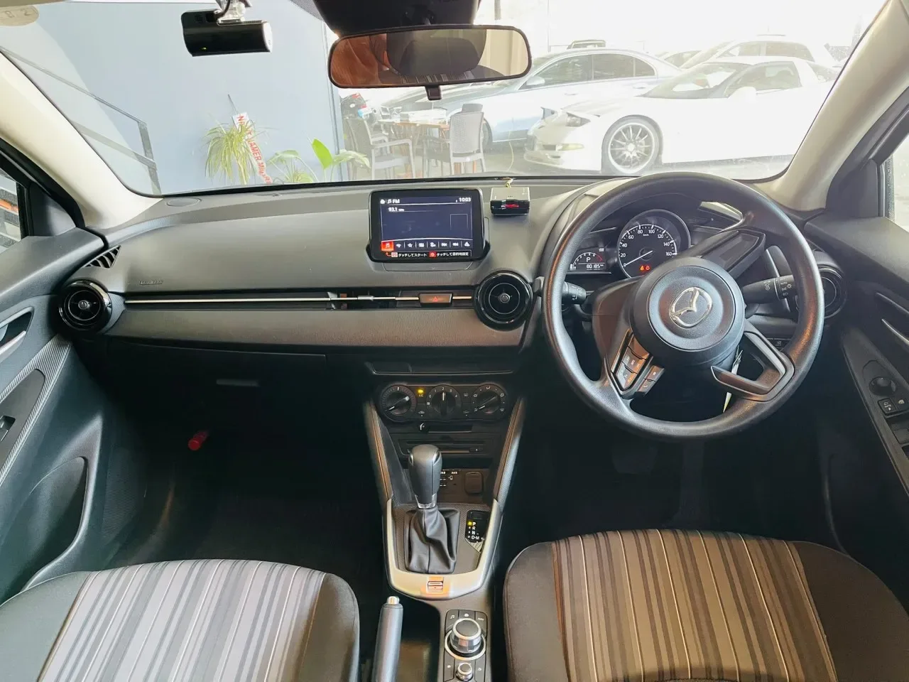 2022 Mazda Mazda 2 1.5 Sky-G Lefkoşa Satılık İkinci El | GalerimPlus - Thumbnail 7