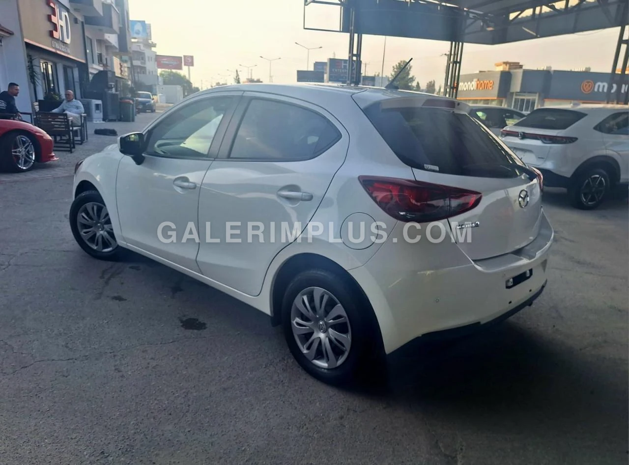 2022 Model Otomatik Mazda 2 1.5 Sky-G Lefkoşa Satılık İkinci El | GalerimPlus - Thumbnail 6