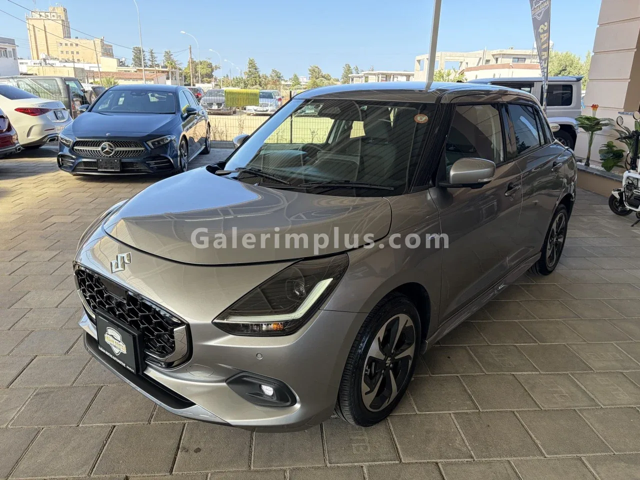2024 Suzuki Swift 1.2 Hybrid 1.2 Hybrid Gazimağusa Satılık İkinci El | GalerimPlus - Thumbnail 3
