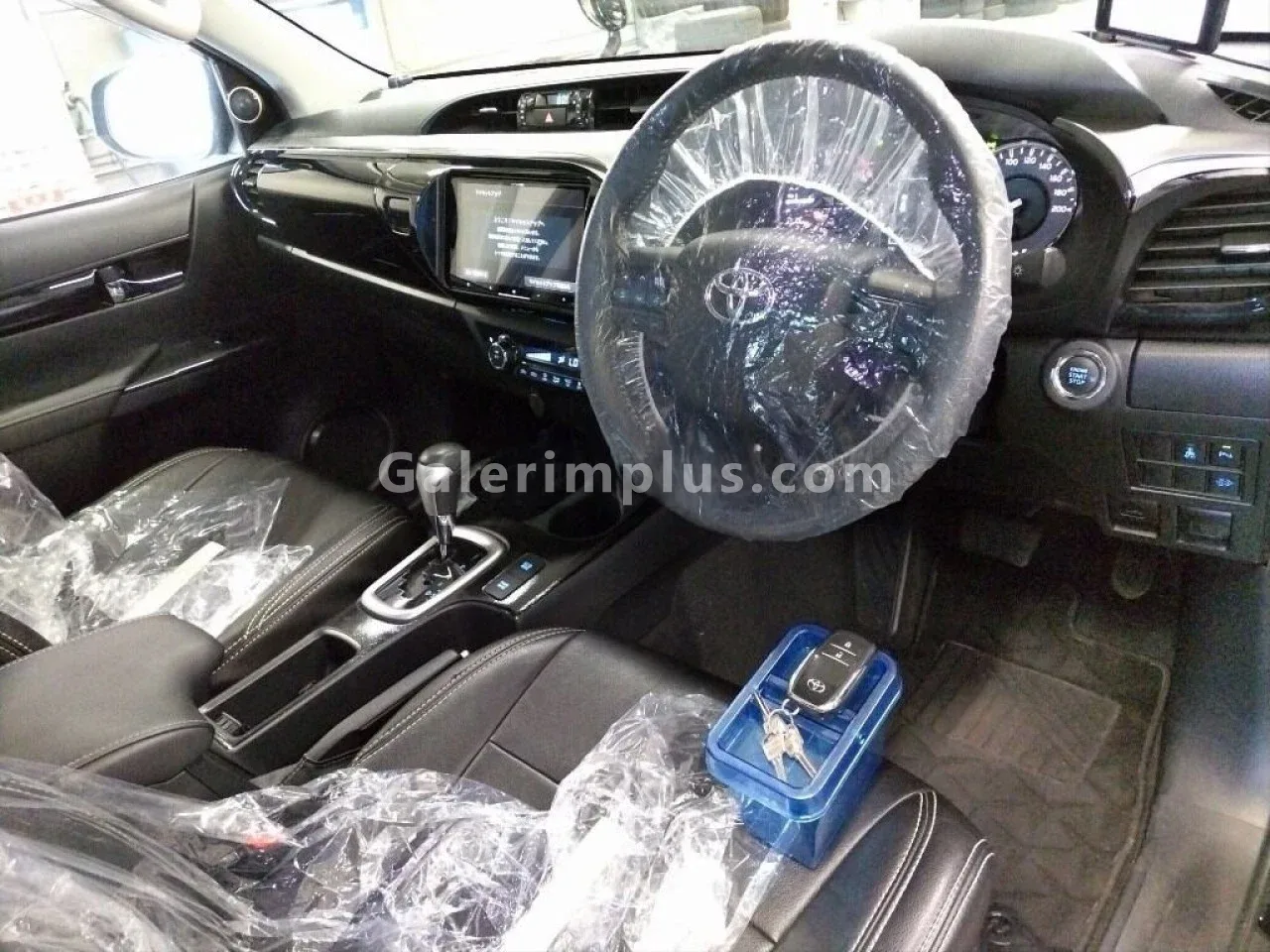 2021 Model Otomatik Toyota Hilux 2.4 D Gazimağusa Satılık İkinci El | GalerimPlus - Thumbnail 4