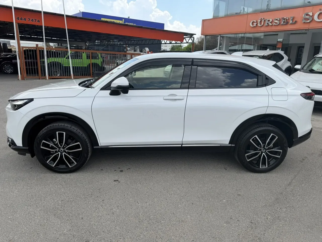 2024 Honda Vezel 1.5 i-VTEC Hybrid Automatic Lefkoşa Satılık İkinci El | GalerimPlus - Thumbnail 2