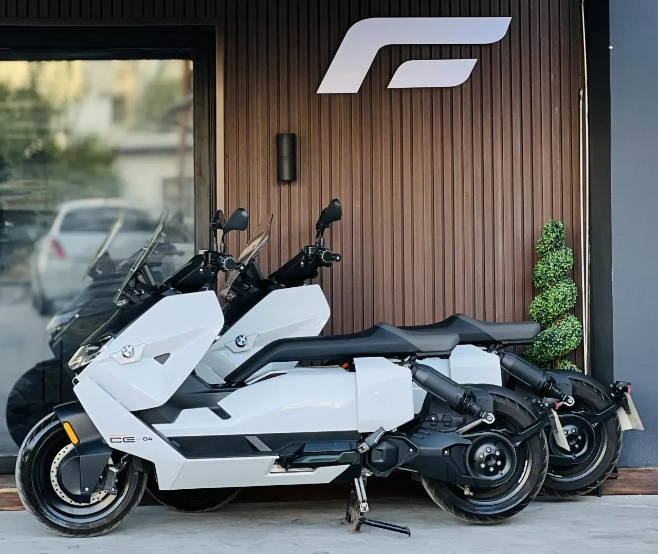 2022 BMW CE 04 Girne Satılık İkinci El | GalerimPlus - Thumbnail 4