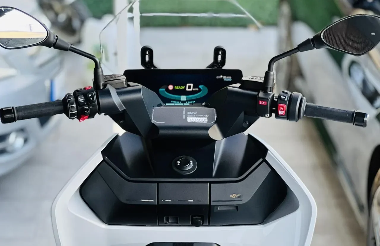 2022 BMW CE 04 Girne Satılık İkinci El | GalerimPlus - Thumbnail 6