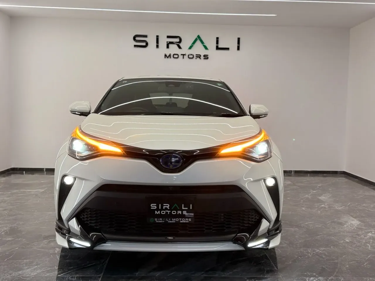2022 Toyota C-HR 1.8 Hybrid Gazimağusa Satılık İkinci El | GalerimPlus - Thumbnail 2