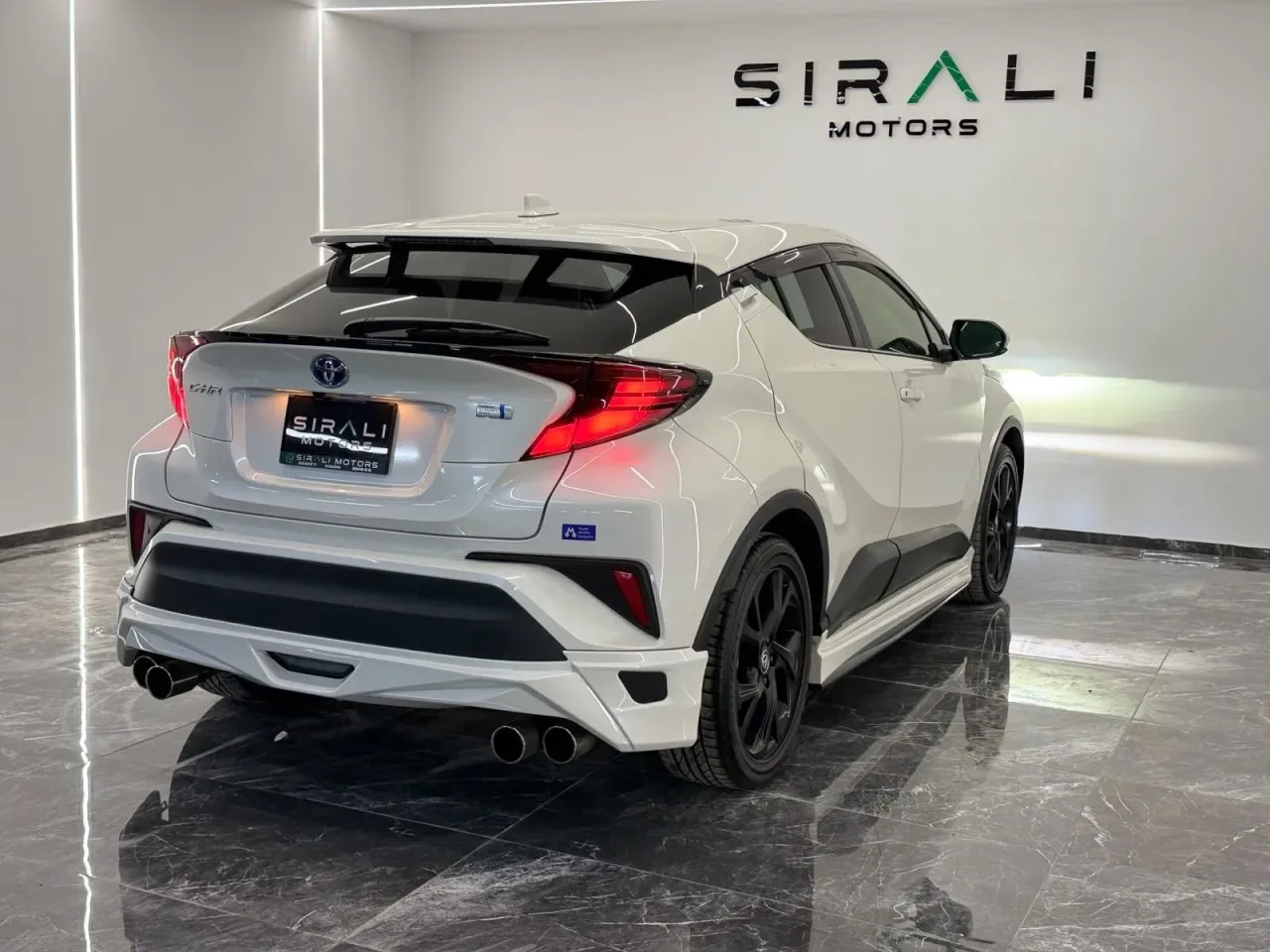 2022 Toyota C-HR 1.8 Hybrid Gazimağusa Satılık İkinci El | GalerimPlus - Thumbnail 6