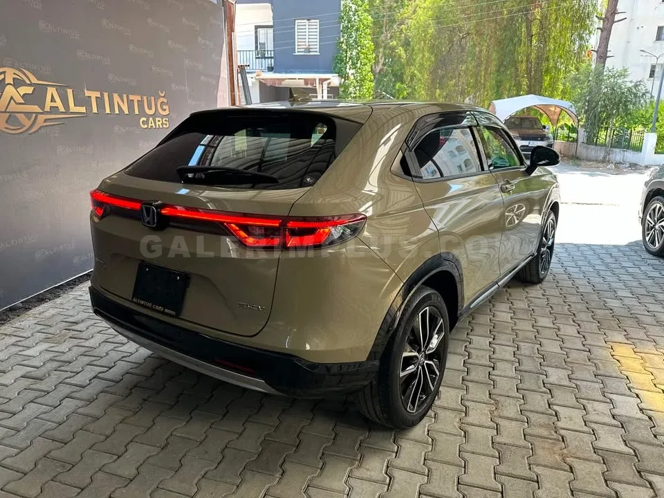 2022 Honda Vezel 1.5 i-VTEC Hybrid e:HEV Z 1.5 i-VTEC Hybrid Lefke Satılık İkinci El | GalerimPlus - Thumbnail 4