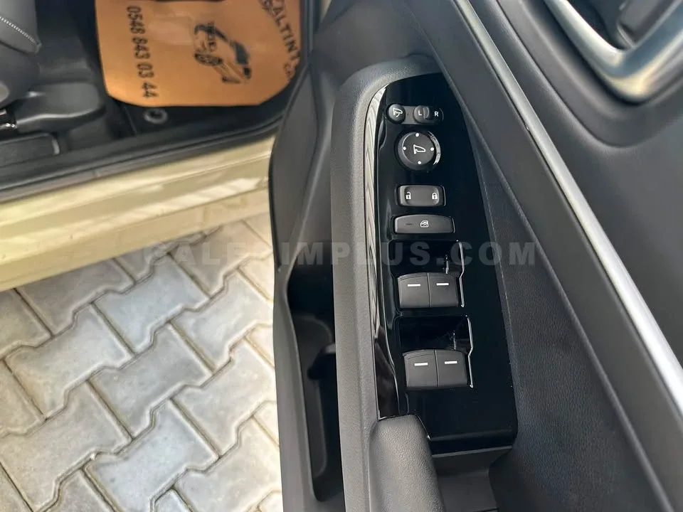 2022 Honda Vezel 1.5 i-VTEC Hybrid e:HEV Z 1.5 i-VTEC Hybrid Lefke Satılık İkinci El | GalerimPlus - Thumbnail 7