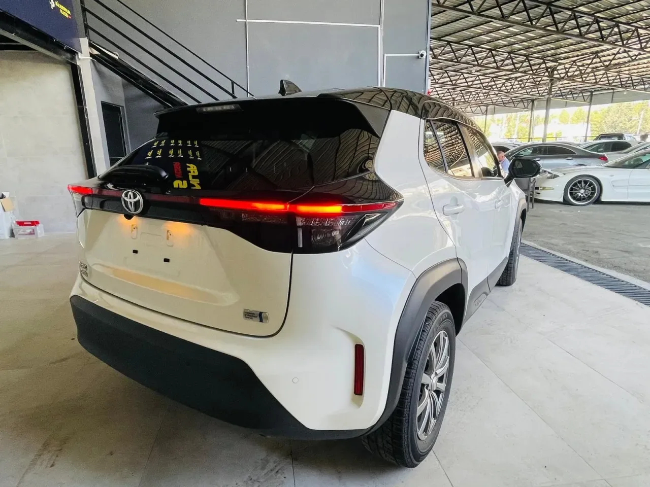 2022 Toyota Yaris Cross 1.5 Hybrid Lefkoşa Satılık İkinci El | GalerimPlus - Thumbnail 5