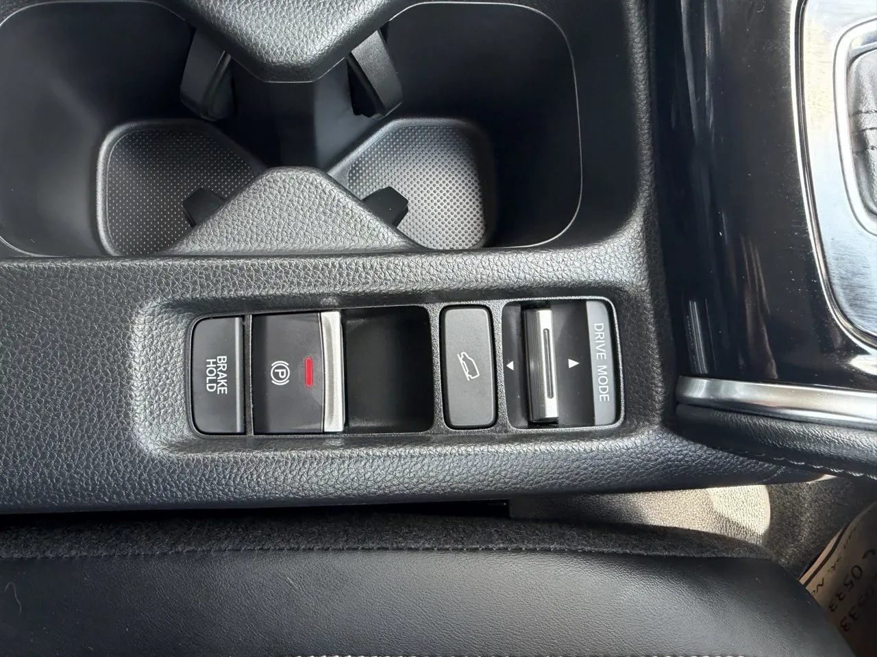 2026 Honda Vezel 1.5 i-VTEC Hybrid Automatic Lefkoşa Satılık İkinci El | GalerimPlus - Thumbnail 4