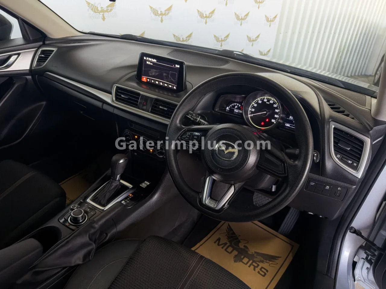2017 Model Otomatik Mazda Axela 1.5 16V Sport Girne Satılık İkinci El | GalerimPlus - Thumbnail 4