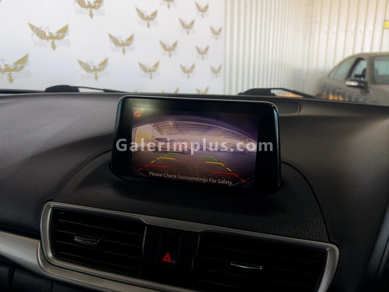 2017 Model Otomatik Mazda Axela 1.5 16V Sport Girne Satılık İkinci El | GalerimPlus - Thumbnail 8