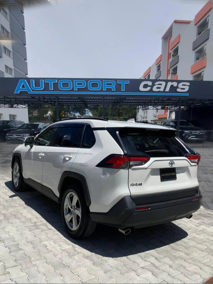 2021 Toyota RAV4 2.0 Gazimağusa Satılık İkinci El | GalerimPlus - Thumbnail 4