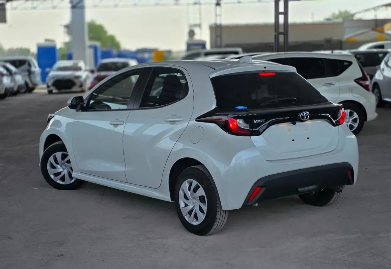 2023 Toyota Yaris 1.5 Lefkoşa Satılık İkinci El | GalerimPlus - Thumbnail 3