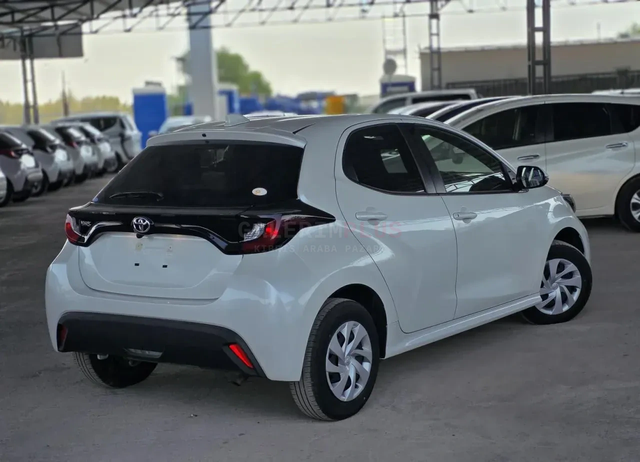 2023 Toyota Yaris 1.5 Lefkoşa Satılık İkinci El | GalerimPlus - Thumbnail 4