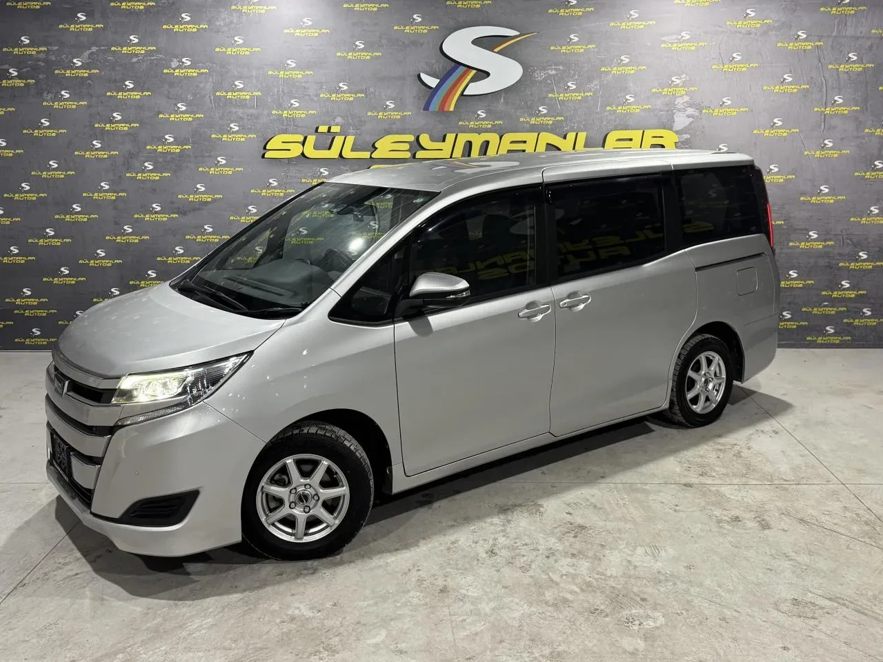 2022 Toyota Noah Noah Güzelyurt Satılık İkinci El | GalerimPlus - Thumbnail 2