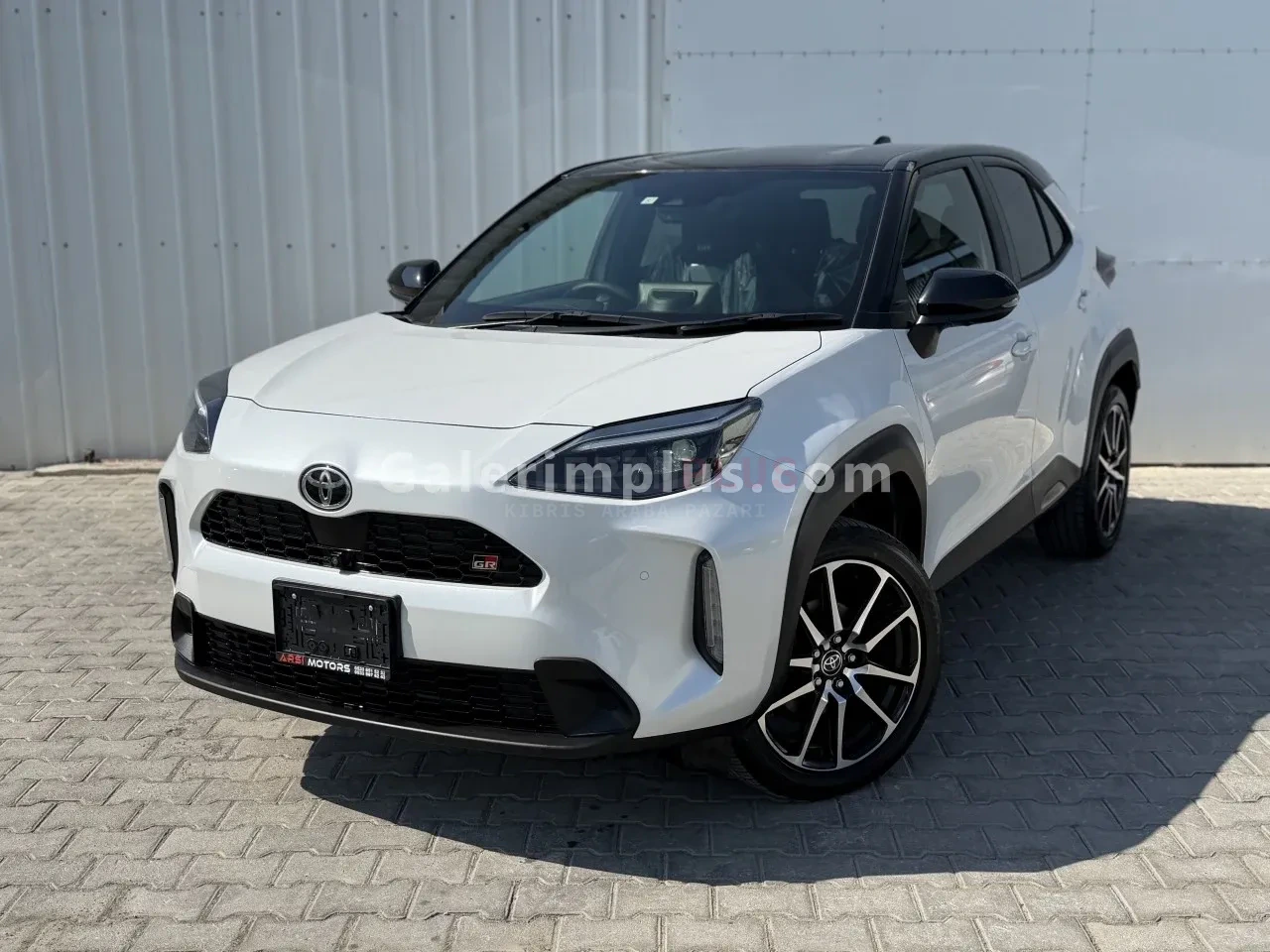 2023 Toyota Yaris Cross 1.5 Hybrid Lefkoşa Satılık İkinci El | GalerimPlus - Thumbnail 2