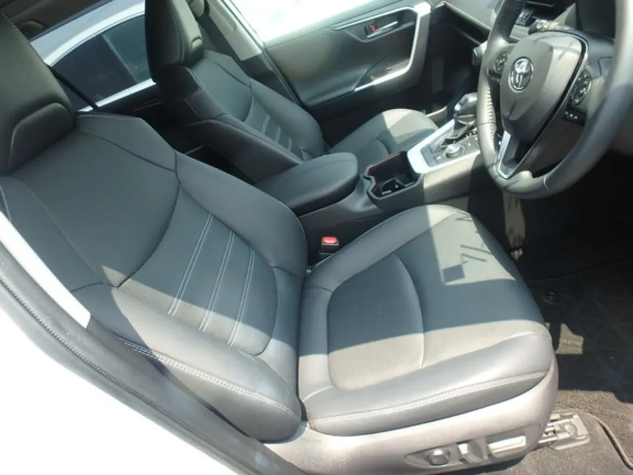 2024 Toyota RAV4 2.5 Hybrid Lefkoşa Satılık İkinci El | GalerimPlus - Thumbnail 7