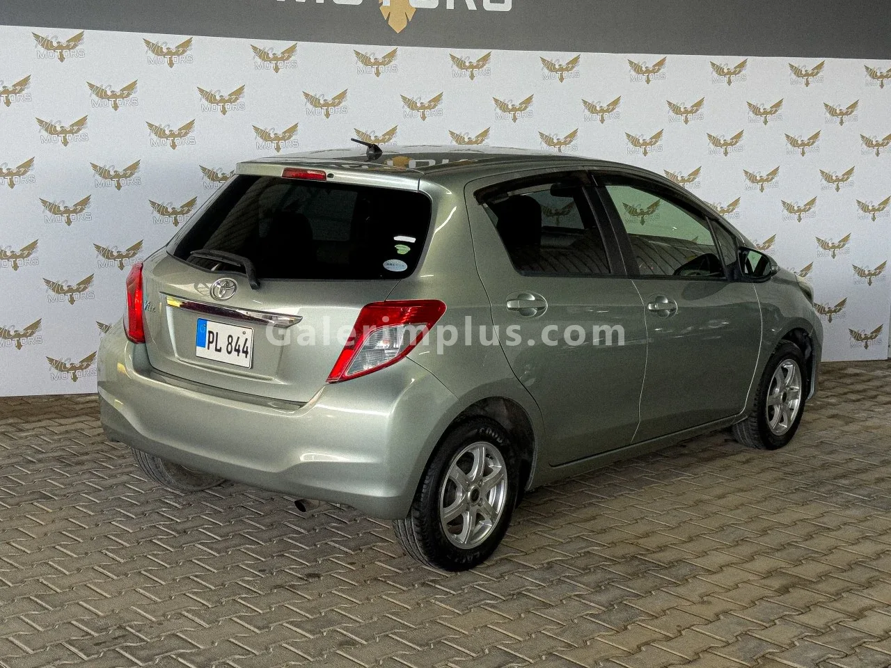 2012 Model Otomatik Toyota Vitz 1.3 Girne Satılık İkinci El | GalerimPlus - Thumbnail 7