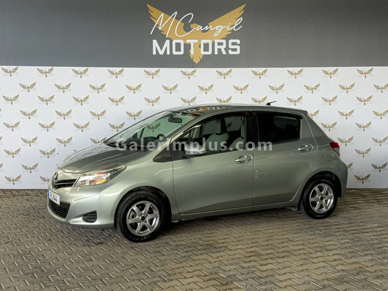 2012 Model Otomatik Toyota Vitz 1.3 Girne Satılık İkinci El | GalerimPlus - Thumbnail 8