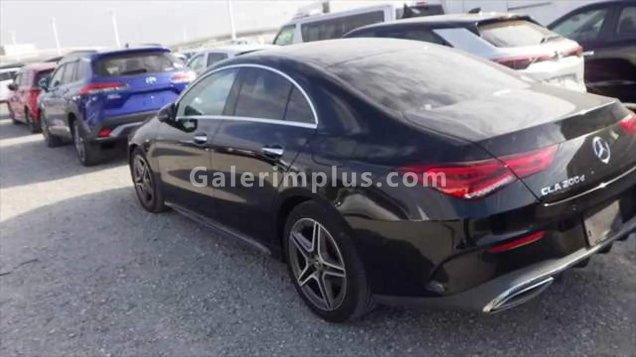 2021 Model Otomatik Mercedes-Benz CLA 200 d Gazimağusa Satılık İkinci El | GalerimPlus - Thumbnail 6