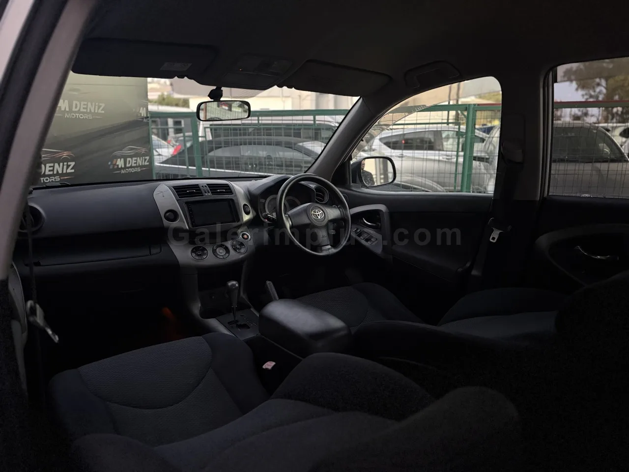 2005 Model Otomatik Toyota RAV4 2.0 Lefkoşa Satılık İkinci El | GalerimPlus - Thumbnail 8