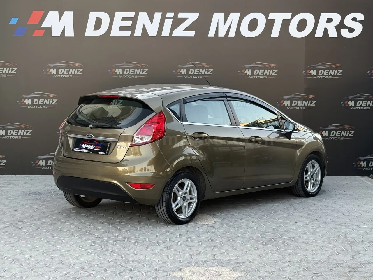2013 Model Otomatik Ford Fiesta 1.4 Lefkoşa Satılık İkinci El | GalerimPlus - Thumbnail 6
