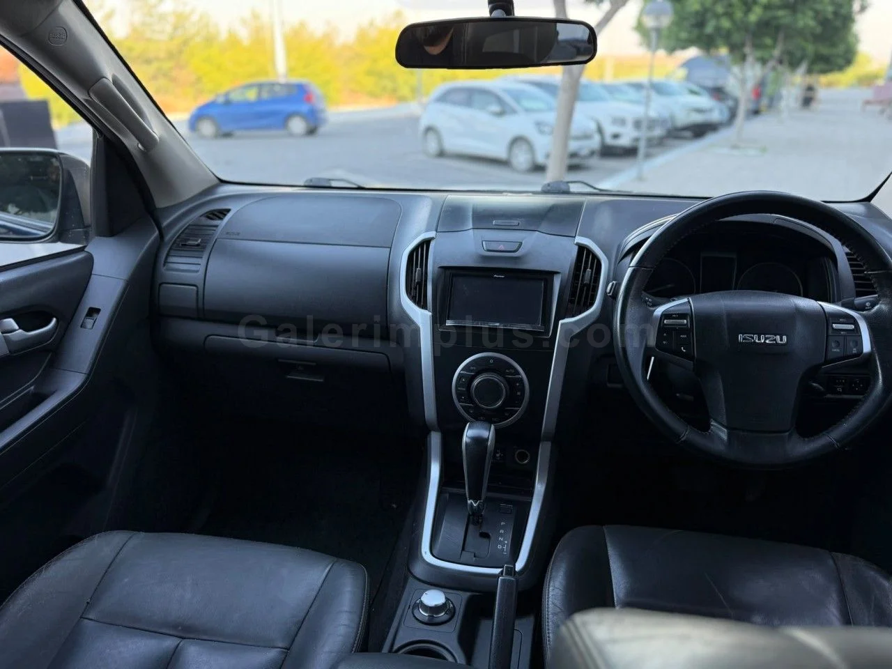 2017 Model Otomatik Isuzu D-Max Lefkoşa Satılık İkinci El | GalerimPlus - Thumbnail 8