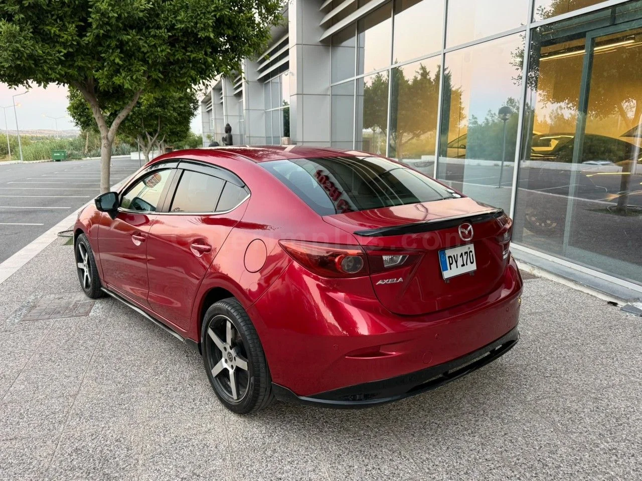 2015 Model Otomatik Mazda Axela 1.5 Lefkoşa Satılık İkinci El | GalerimPlus - Thumbnail 7