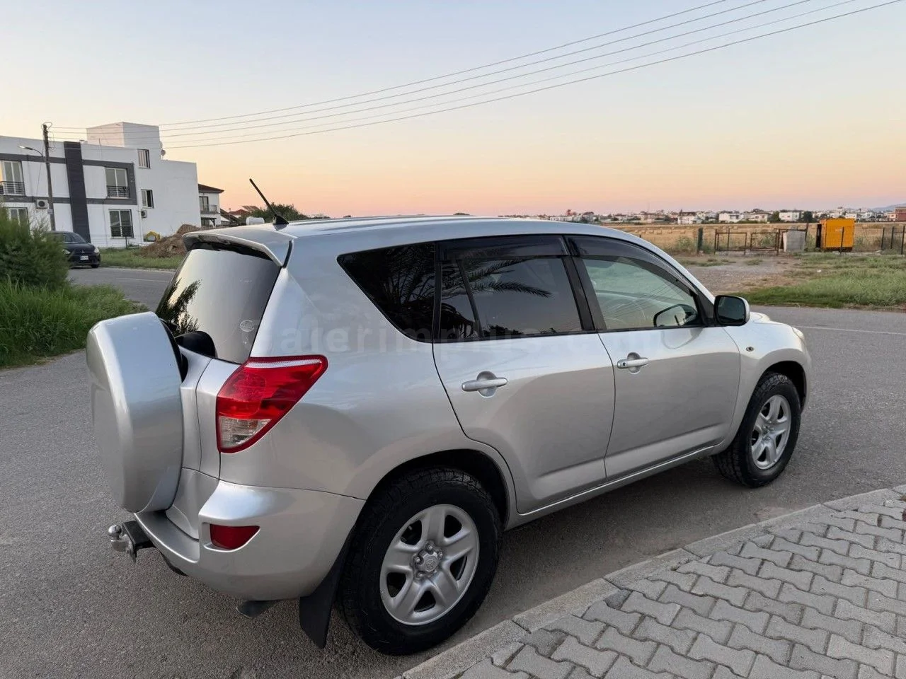 2006 Model Otomatik Toyota RAV4 2.0 Lefkoşa Satılık İkinci El | GalerimPlus - Thumbnail 2