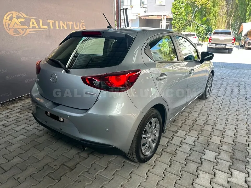 2023 Mazda 2 1.5 Sky-G 1.5 Sky-G Lefke Satılık İkinci El | GalerimPlus - Thumbnail 3