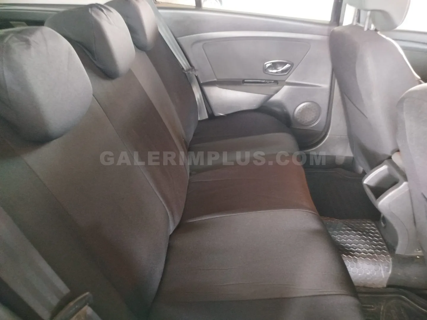 2015 Renault Megane 1.5 dCi 1.5 dCi Lefkoşa Satılık İkinci El | GalerimPlus - Thumbnail 8
