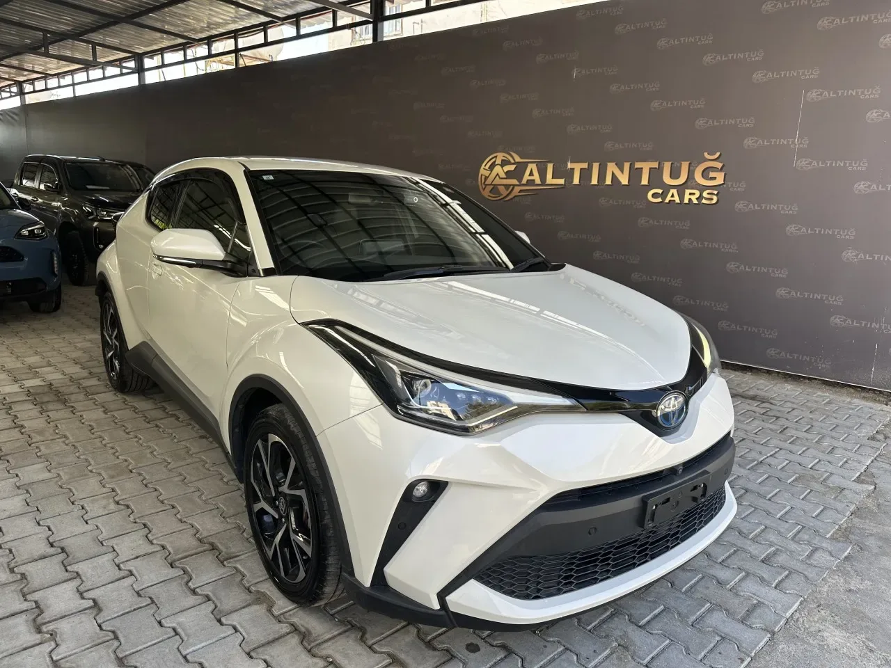 2022 Toyota C-HR 1.8 Hybrid 1.8 Hybrid Lefke Satılık İkinci El | GalerimPlus - Fotoğraf 1